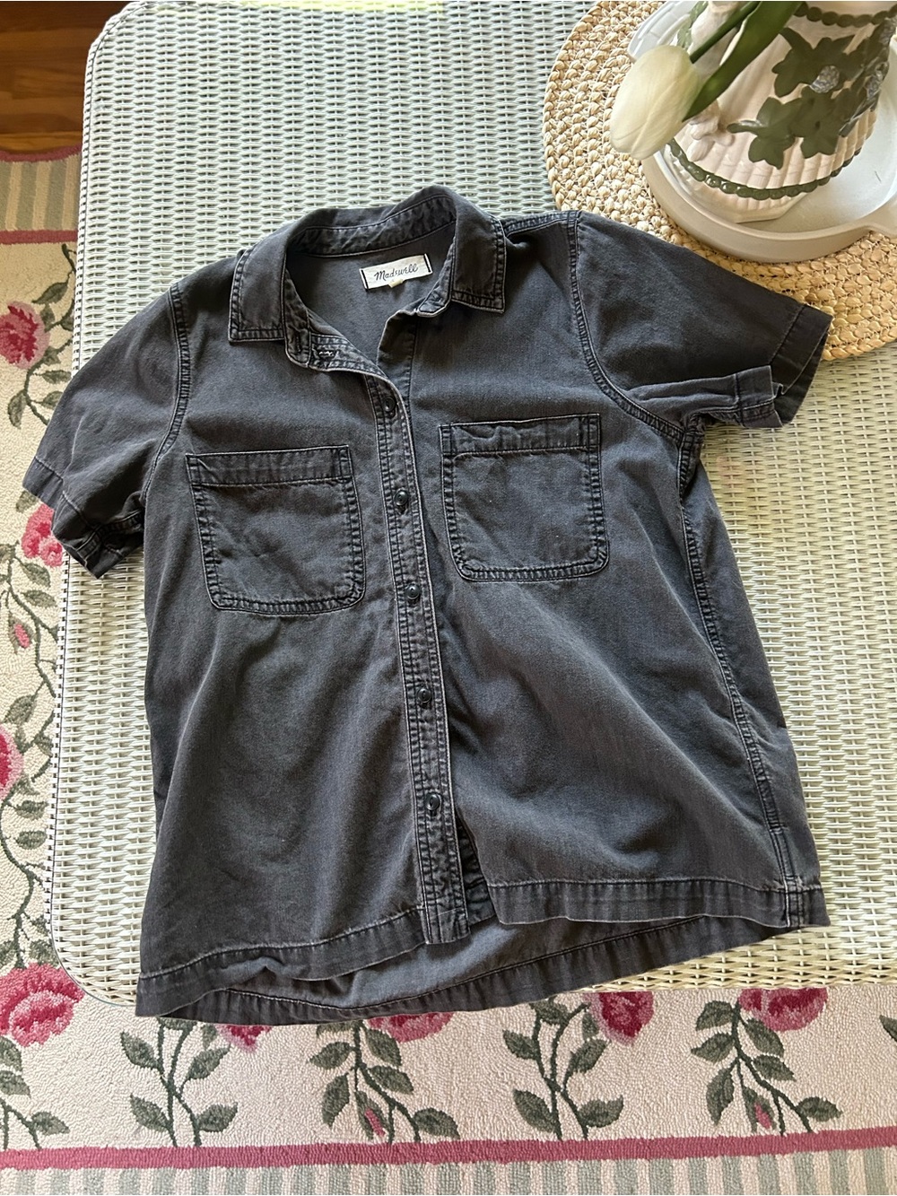 Madewell Charcoal Black Short-Sleeve Button Front Shirt